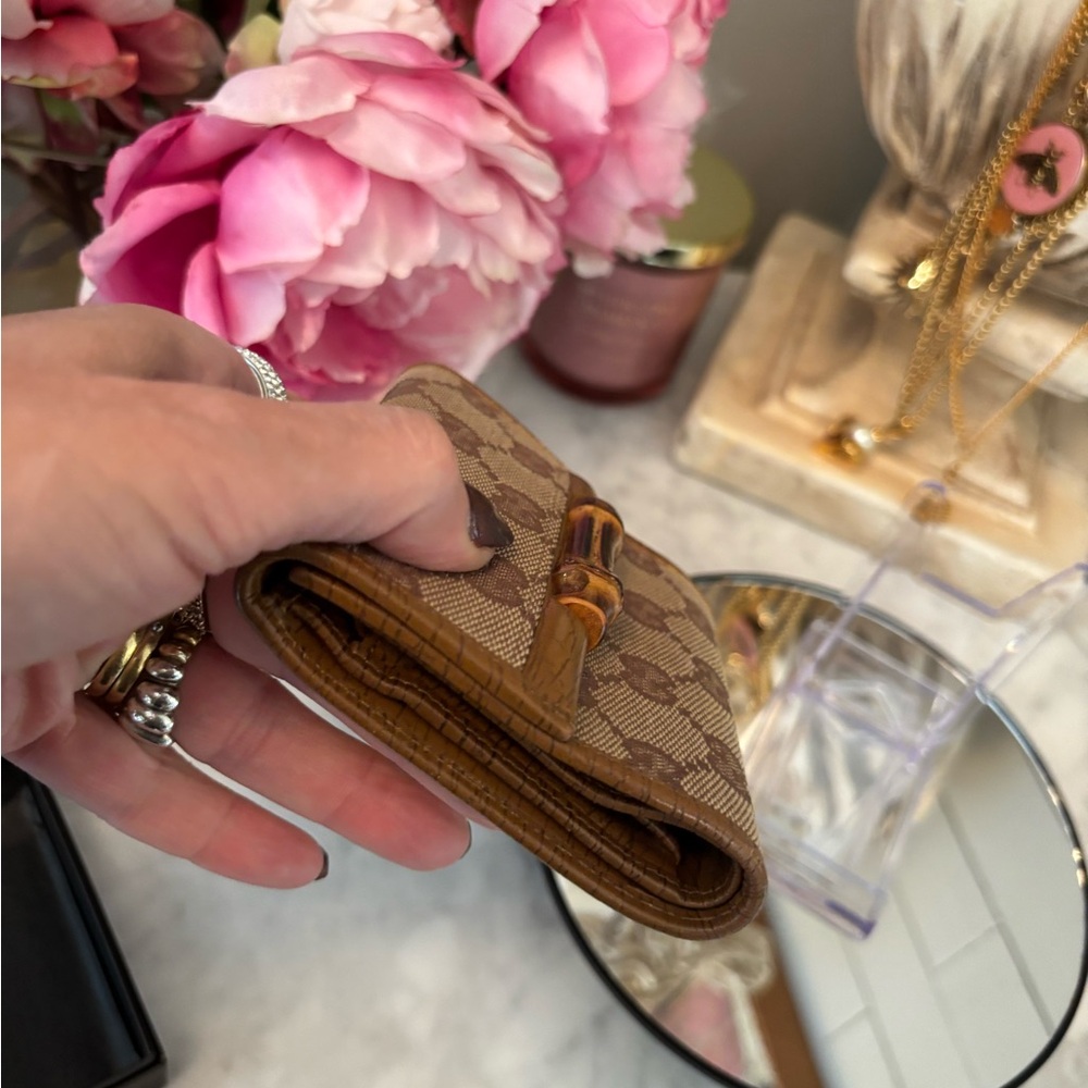 Gucci Bamboo Canvas Compact Wallet - Brown Monogram - Picture 9 of 16